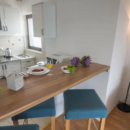 Anna Iz Apartment Veli Iz